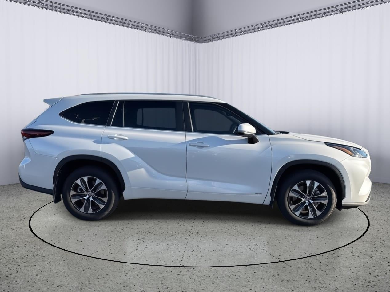 2026 Toyota Highlander Hybrid XLE