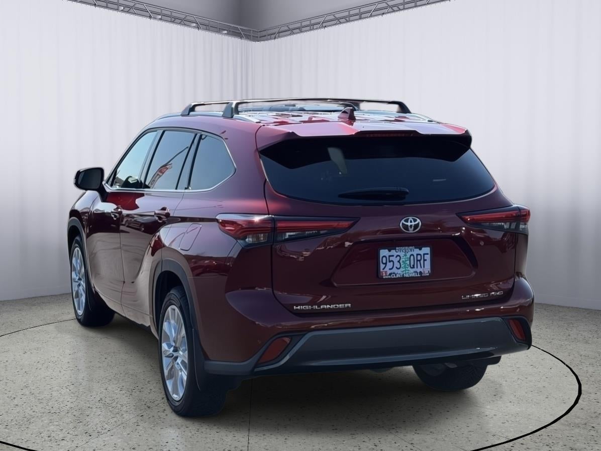 2023 Toyota Highlander L