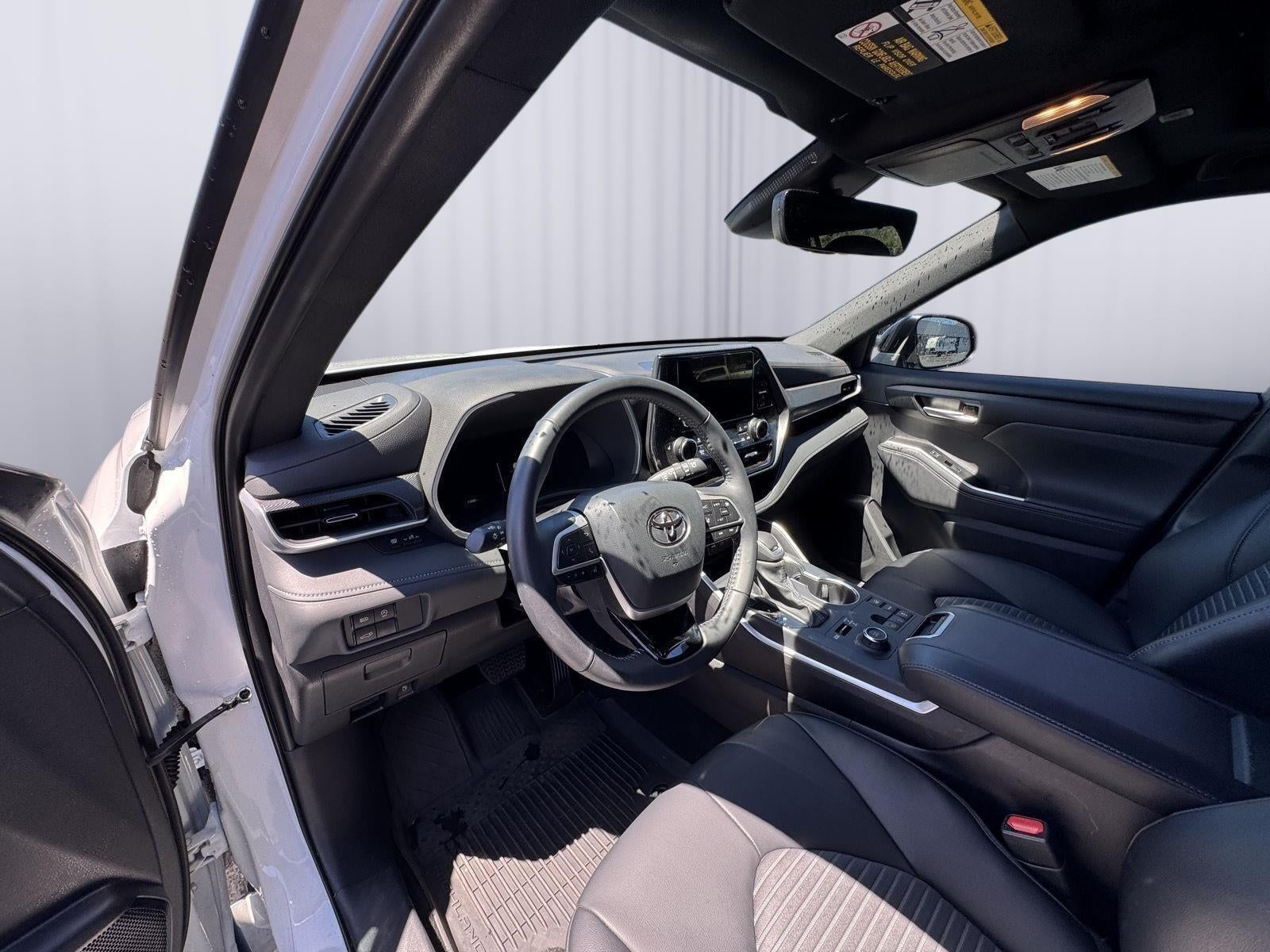 2025 Toyota Highlander LE