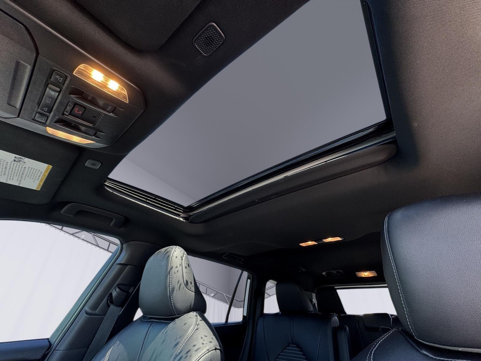 2025 Toyota Highlander LE