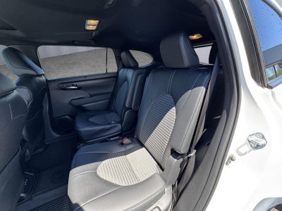 2025 Toyota Highlander LE