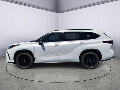 2025 Toyota Highlander LE