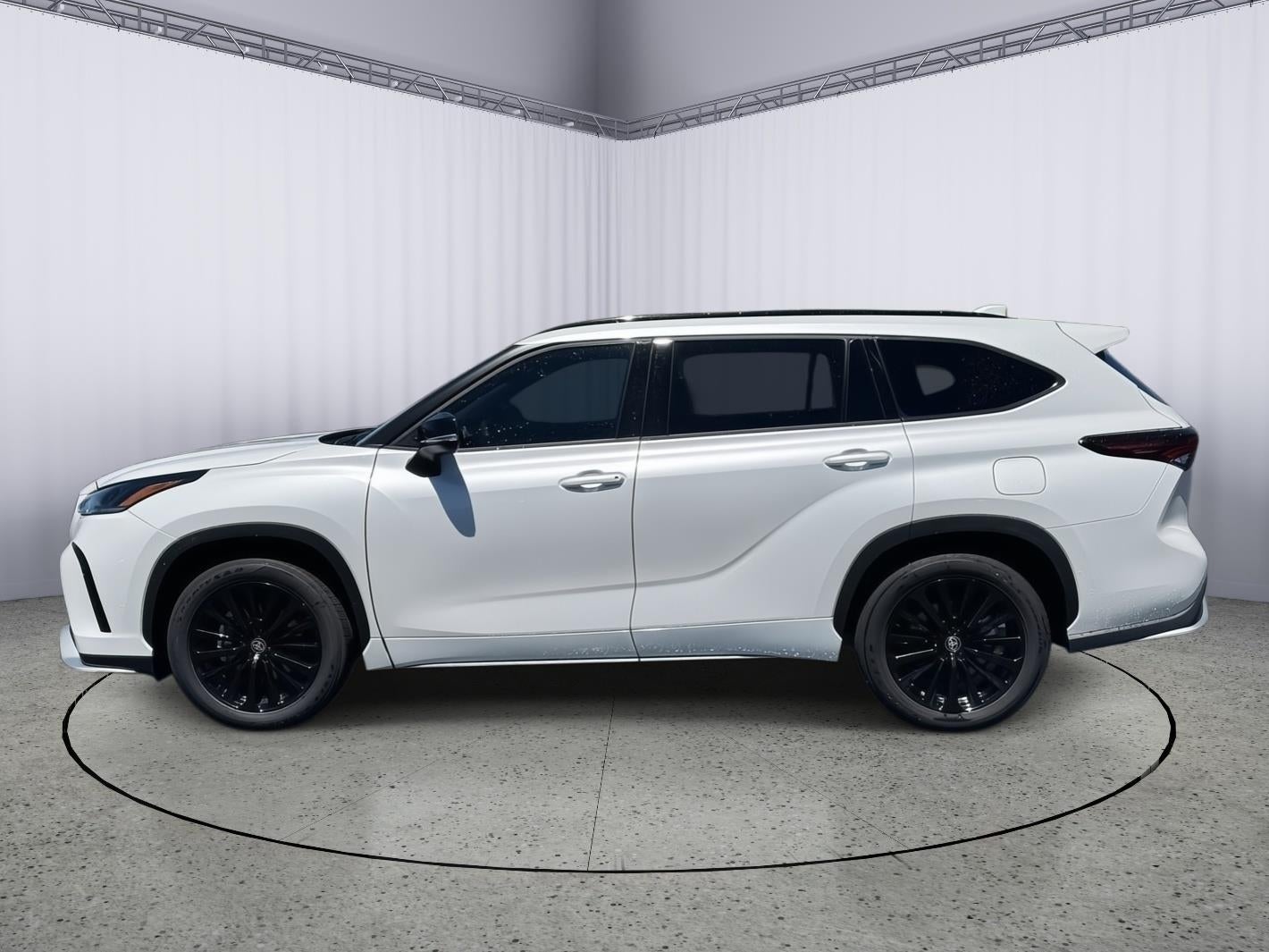 2025 Toyota Highlander LE