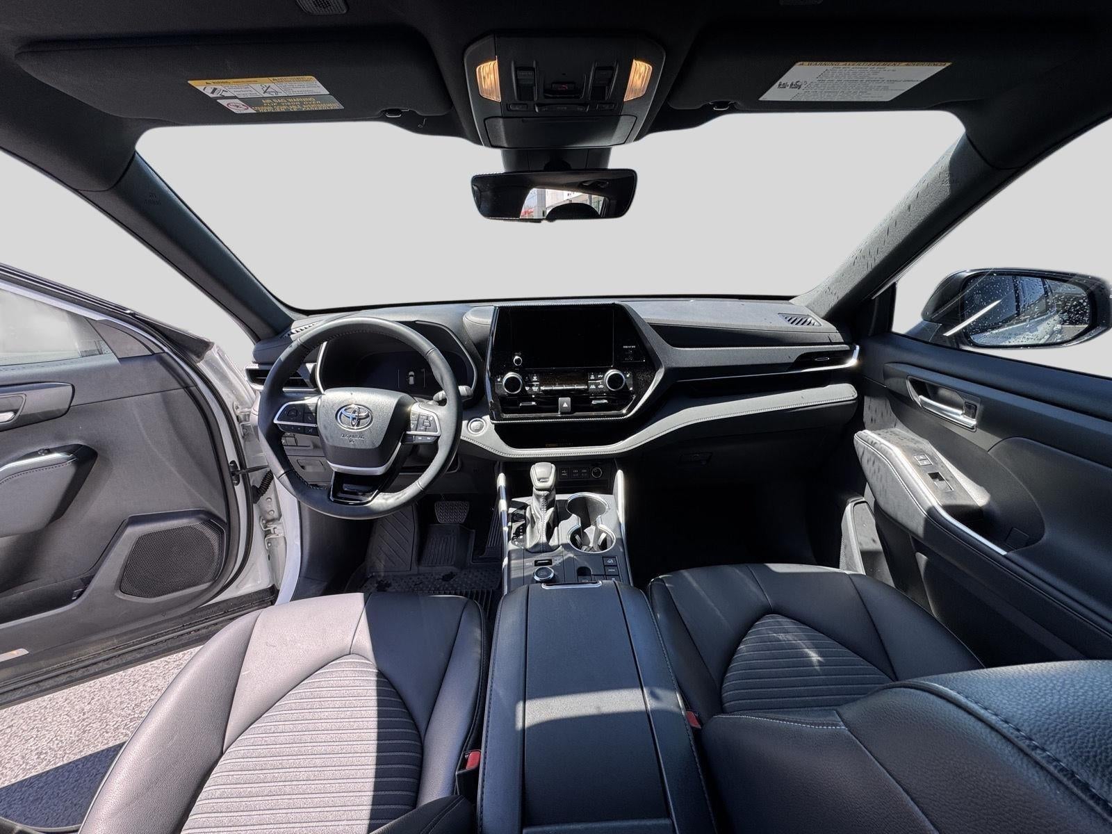2025 Toyota Highlander LE