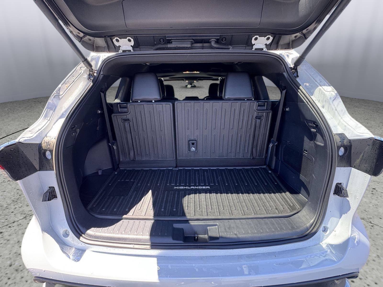 2025 Toyota Highlander LE