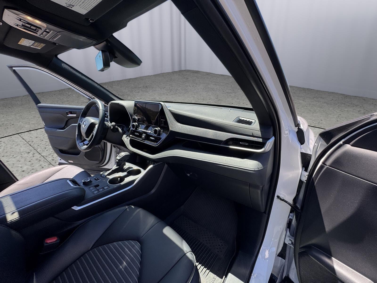 2025 Toyota Highlander LE