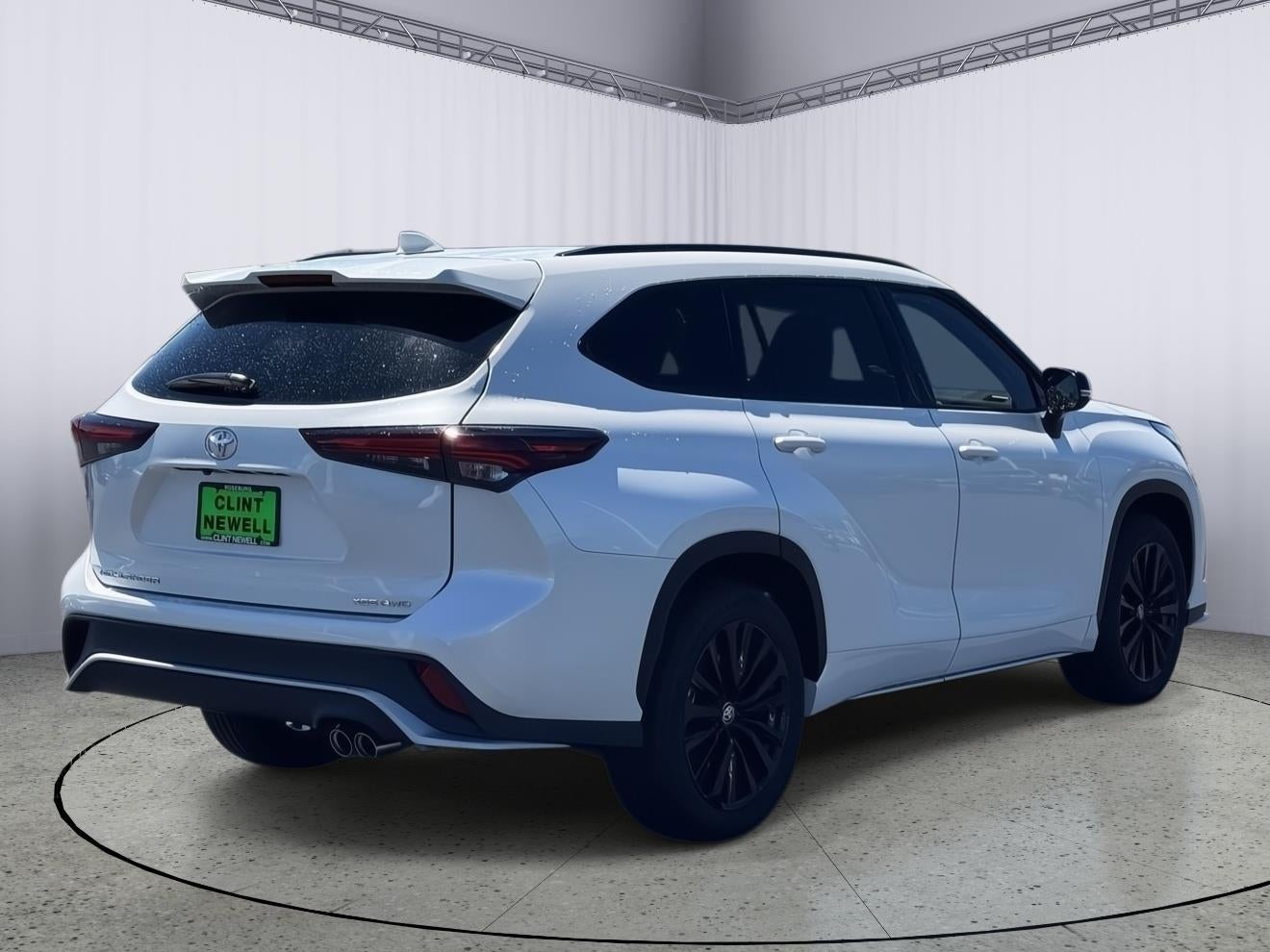 2025 Toyota Highlander LE
