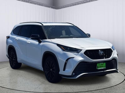 2025 Toyota Highlander LE