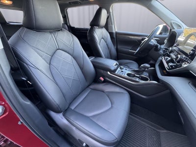 2026 Toyota Highlander XLE