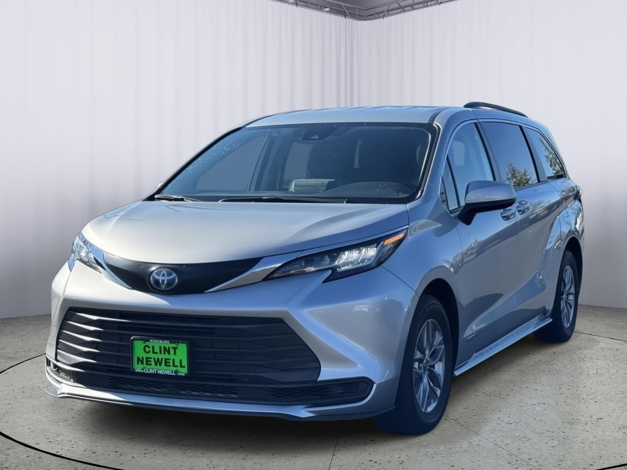 2021 Toyota Sienna LE