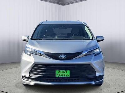 2021 Toyota Sienna LE