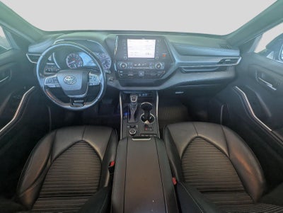2022 Toyota Highlander XSE