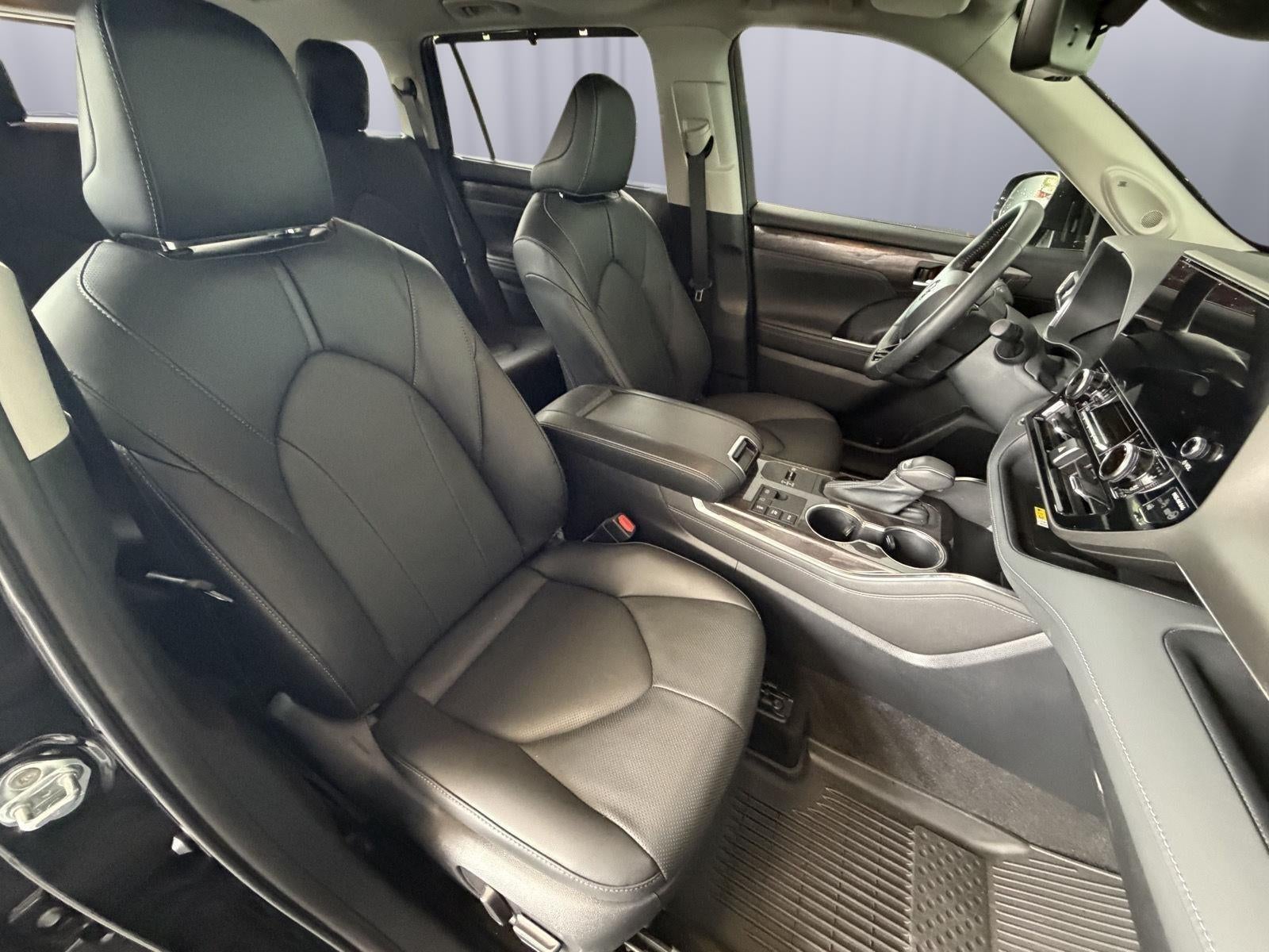 2023 Toyota Highlander Hybrid Limited