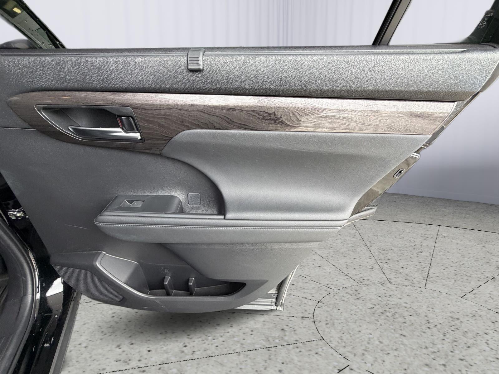 2023 Toyota Highlander Hybrid Limited
