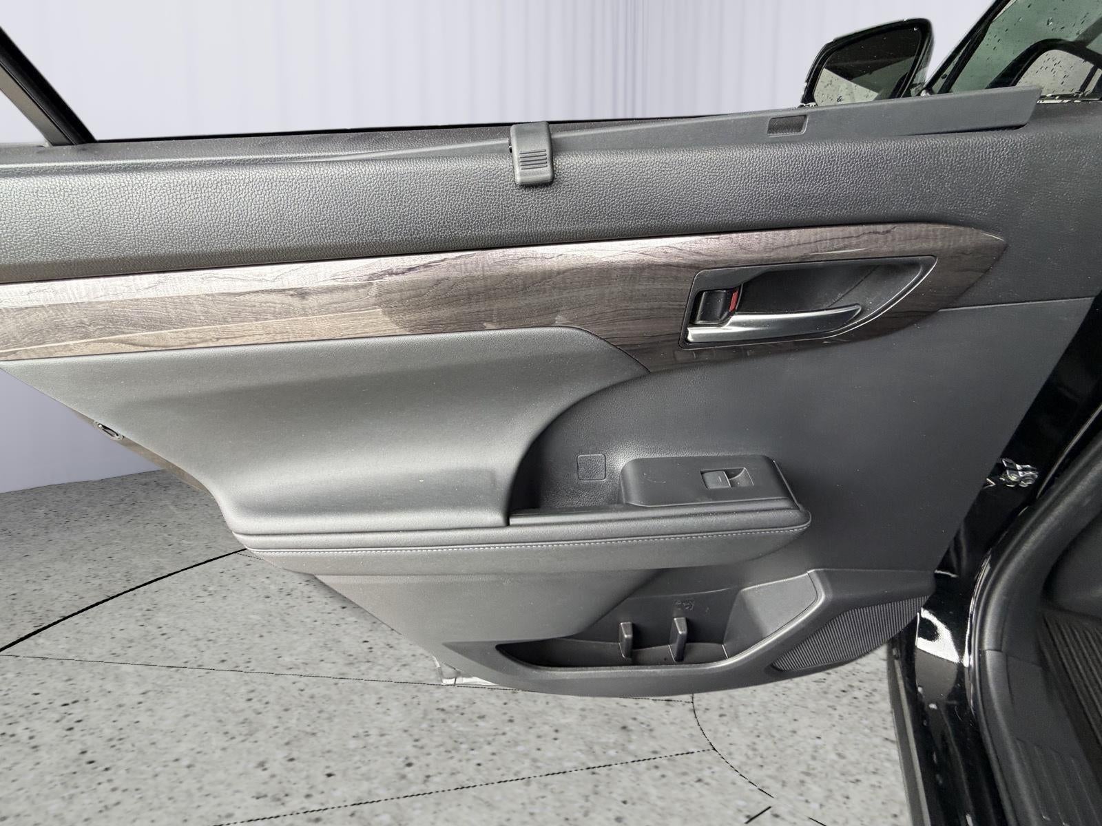 2023 Toyota Highlander Hybrid Limited