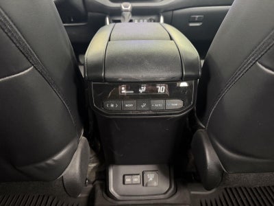 2023 Toyota Highlander Hybrid Limited