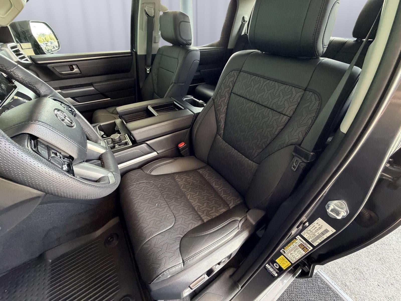 2024 Toyota Tundra 4WD SR5