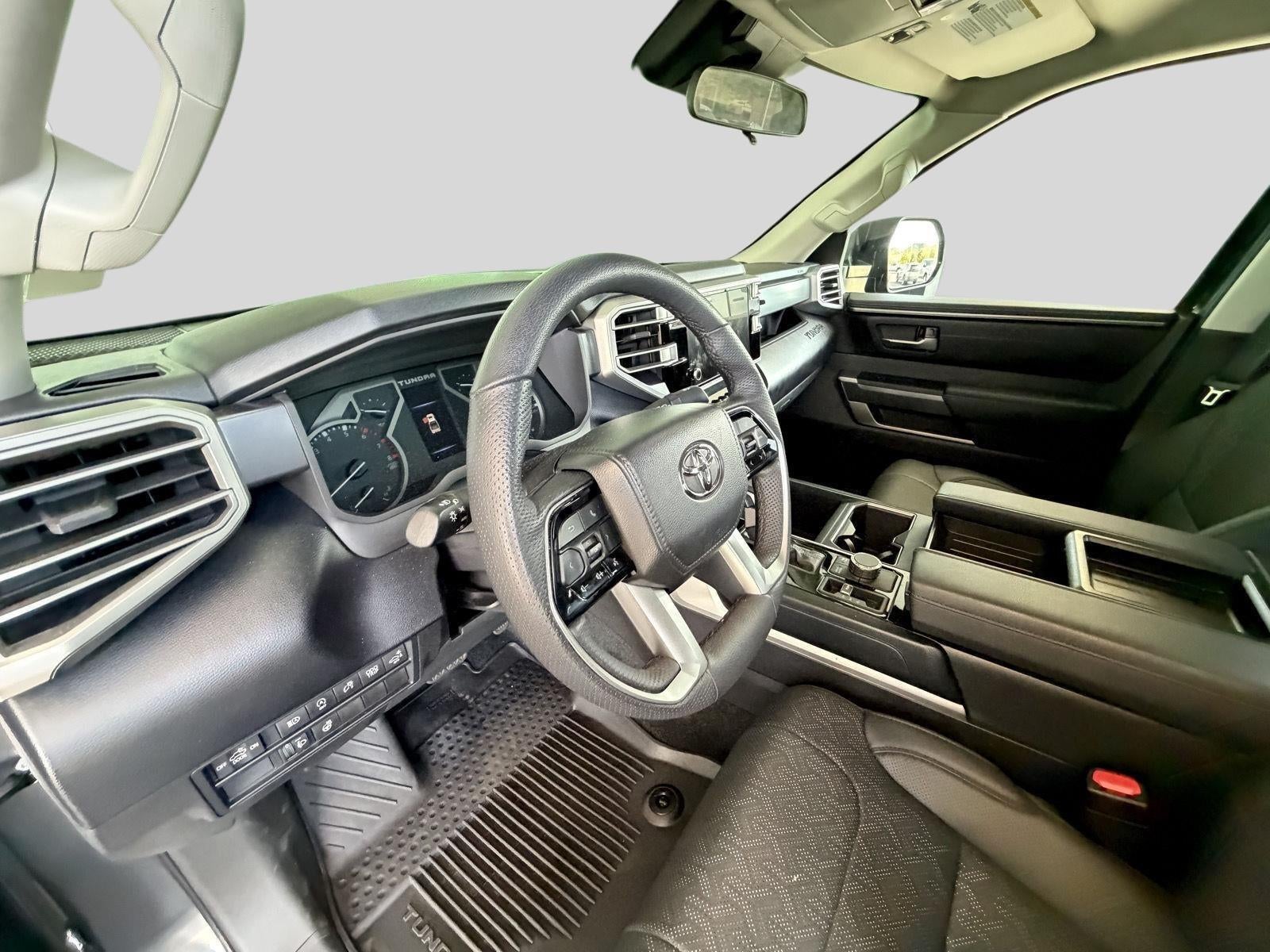2024 Toyota Tundra 4WD SR5