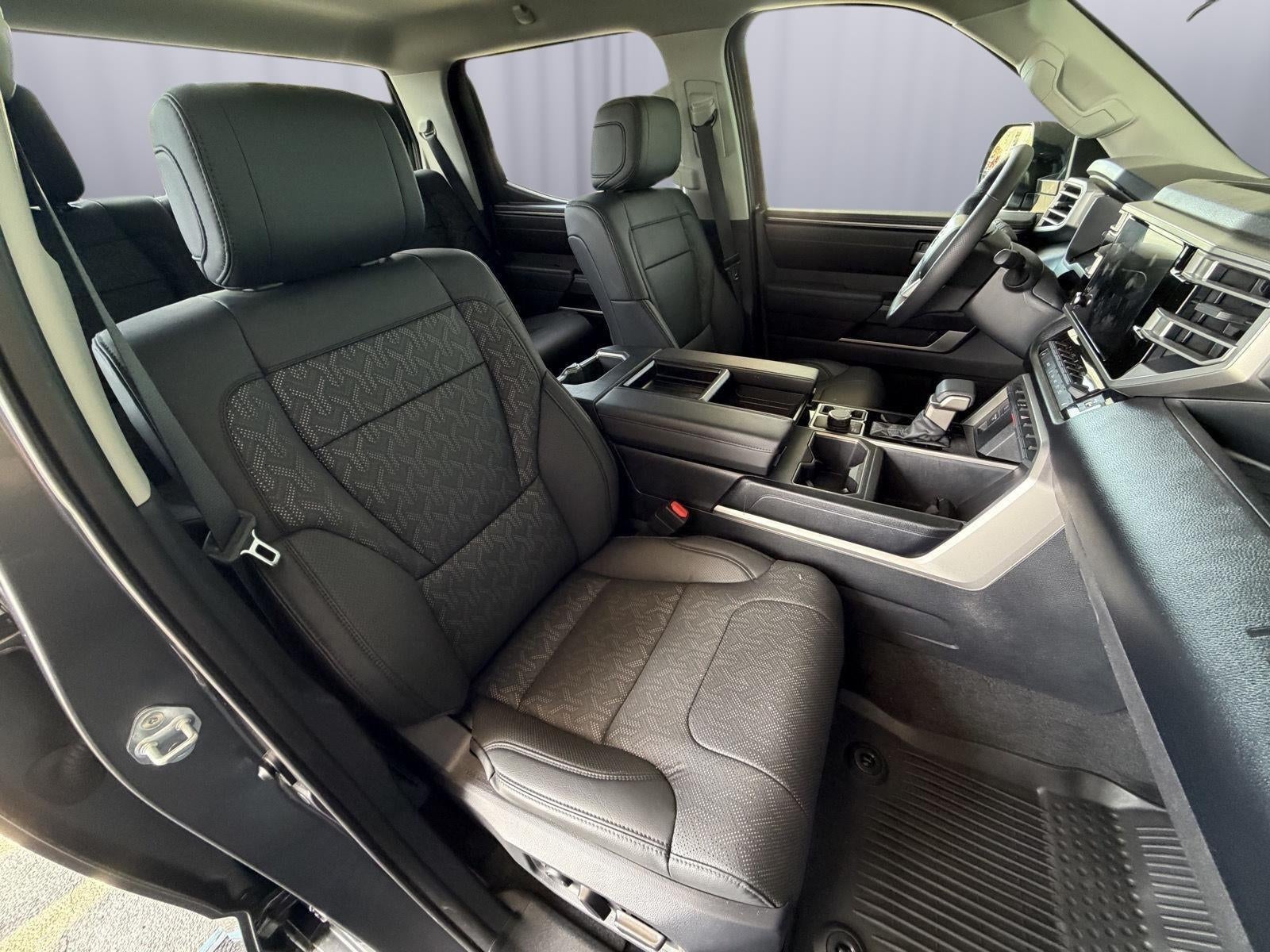 2024 Toyota Tundra 4WD SR5