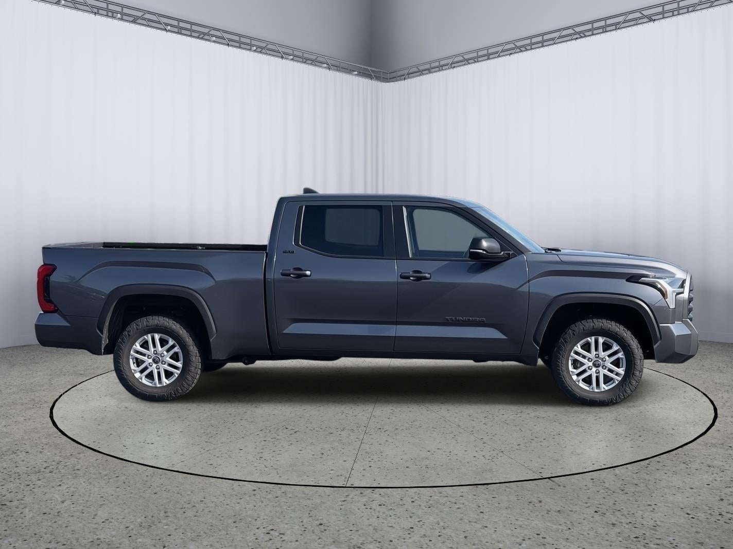 2024 Toyota Tundra 4WD SR5