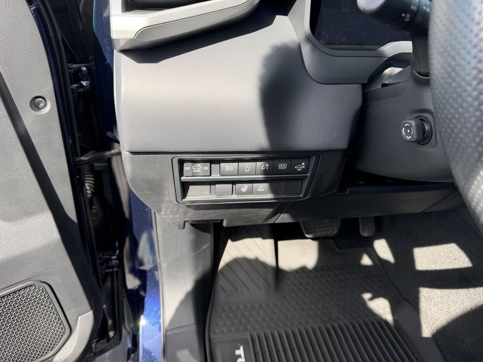 2022 Toyota Tundra 4WD Platinum