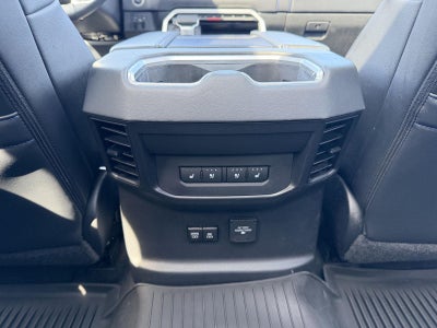 2022 Toyota Tundra 4WD Platinum