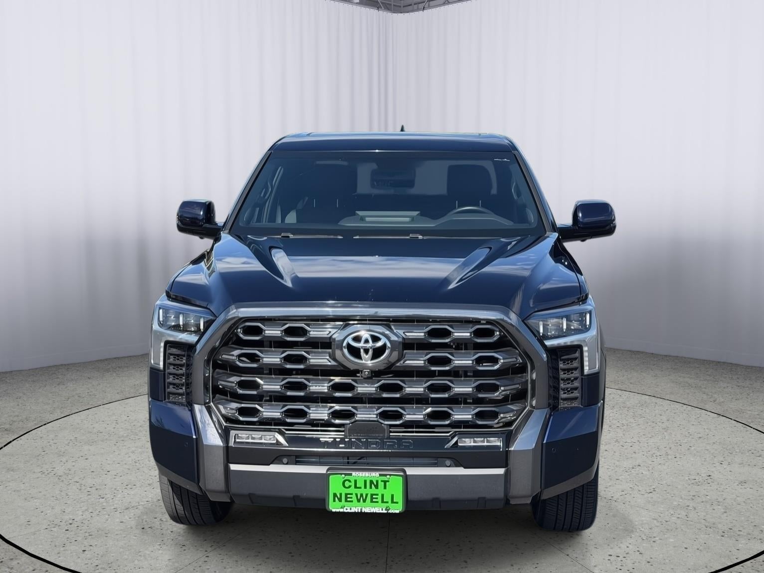 2022 Toyota Tundra 4WD Platinum