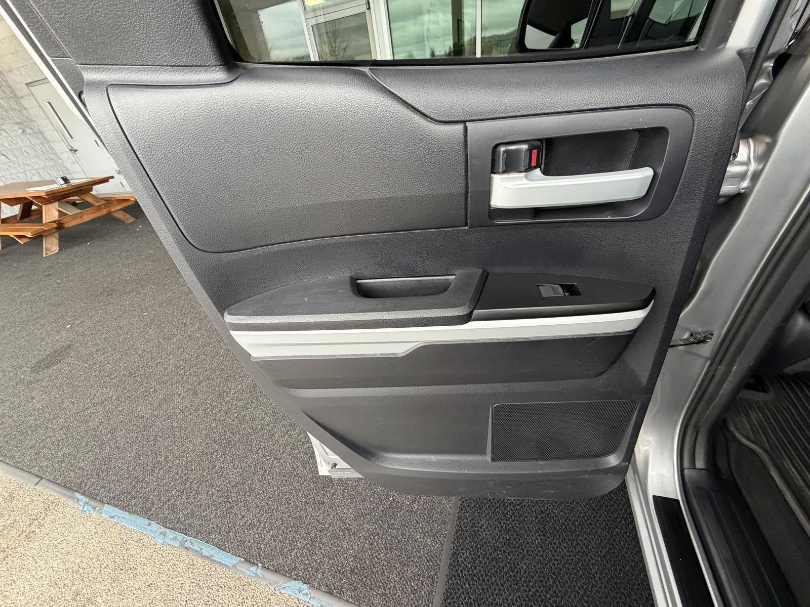 2016 Toyota Tundra 4WD Truck SR