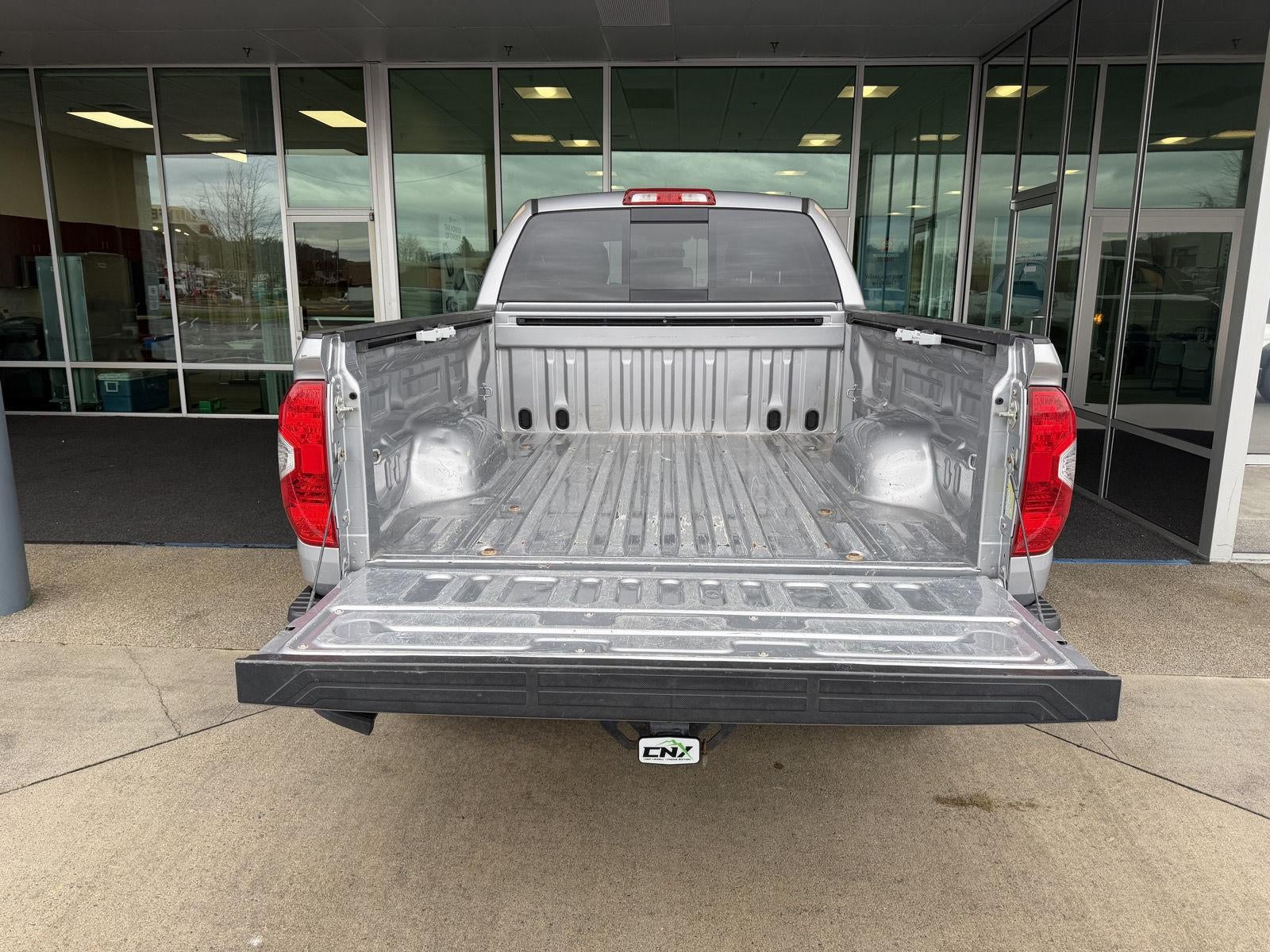 2016 Toyota Tundra 4WD Truck SR