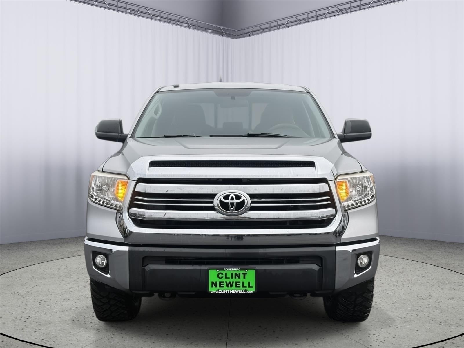 2016 Toyota Tundra 4WD Truck SR