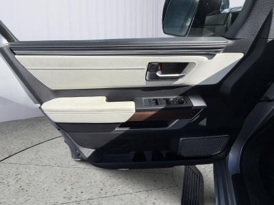 2023 Toyota Tundra 4WD Capstone Hybrid