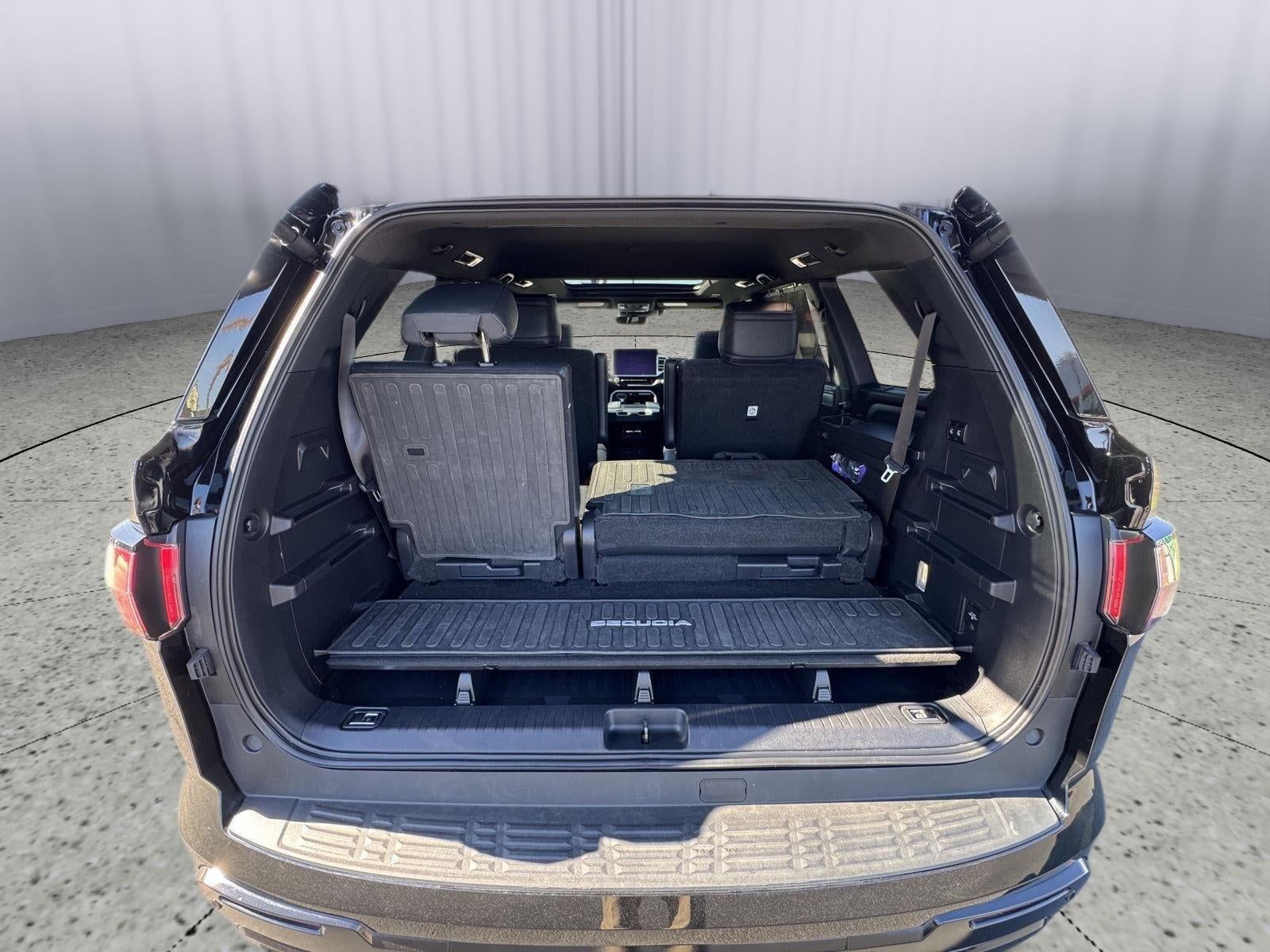 2024 Toyota Sequoia SR5