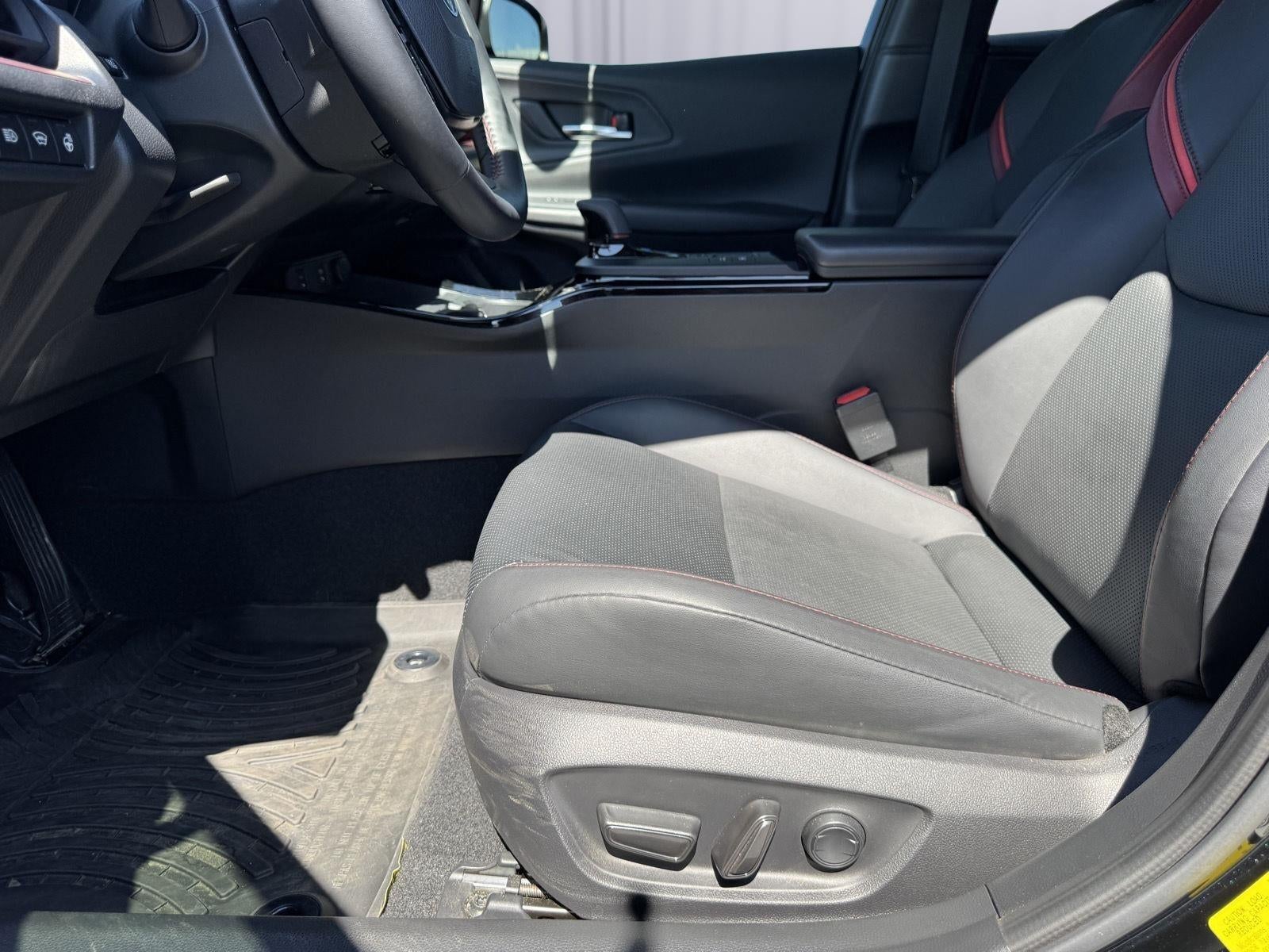 2024 Toyota Prius Prime SE