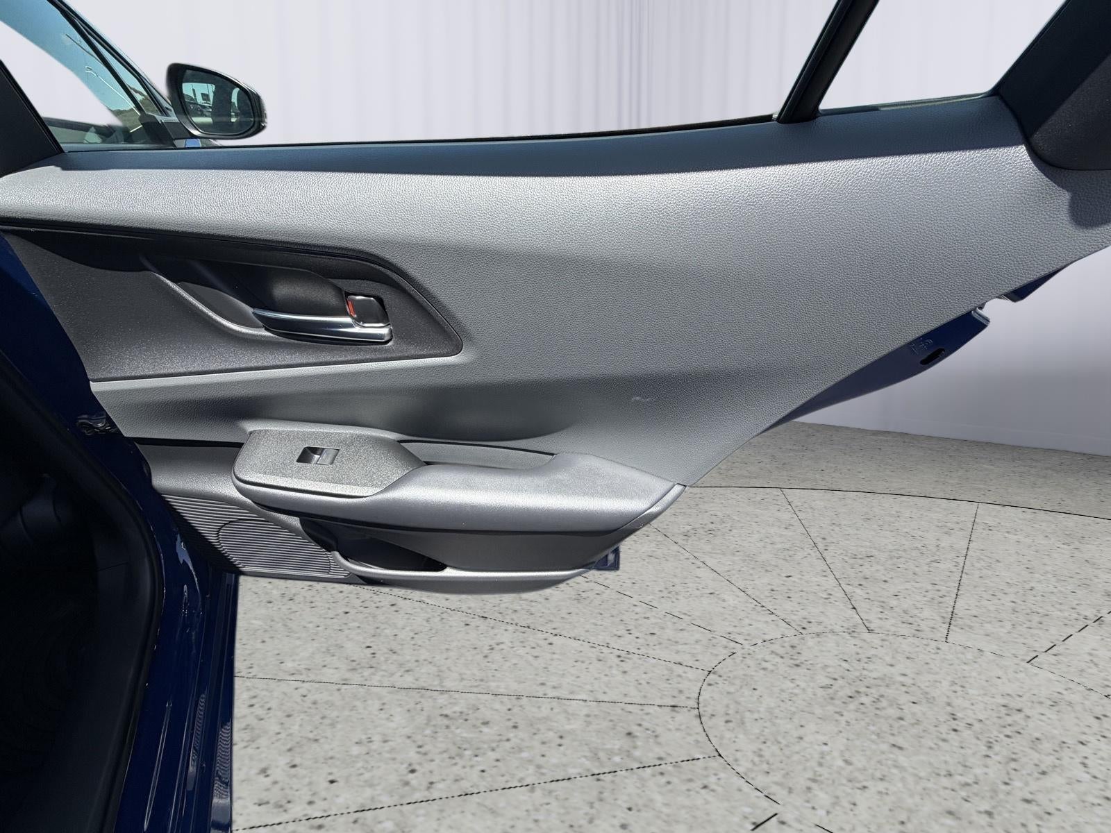 2023 Toyota Prius LE
