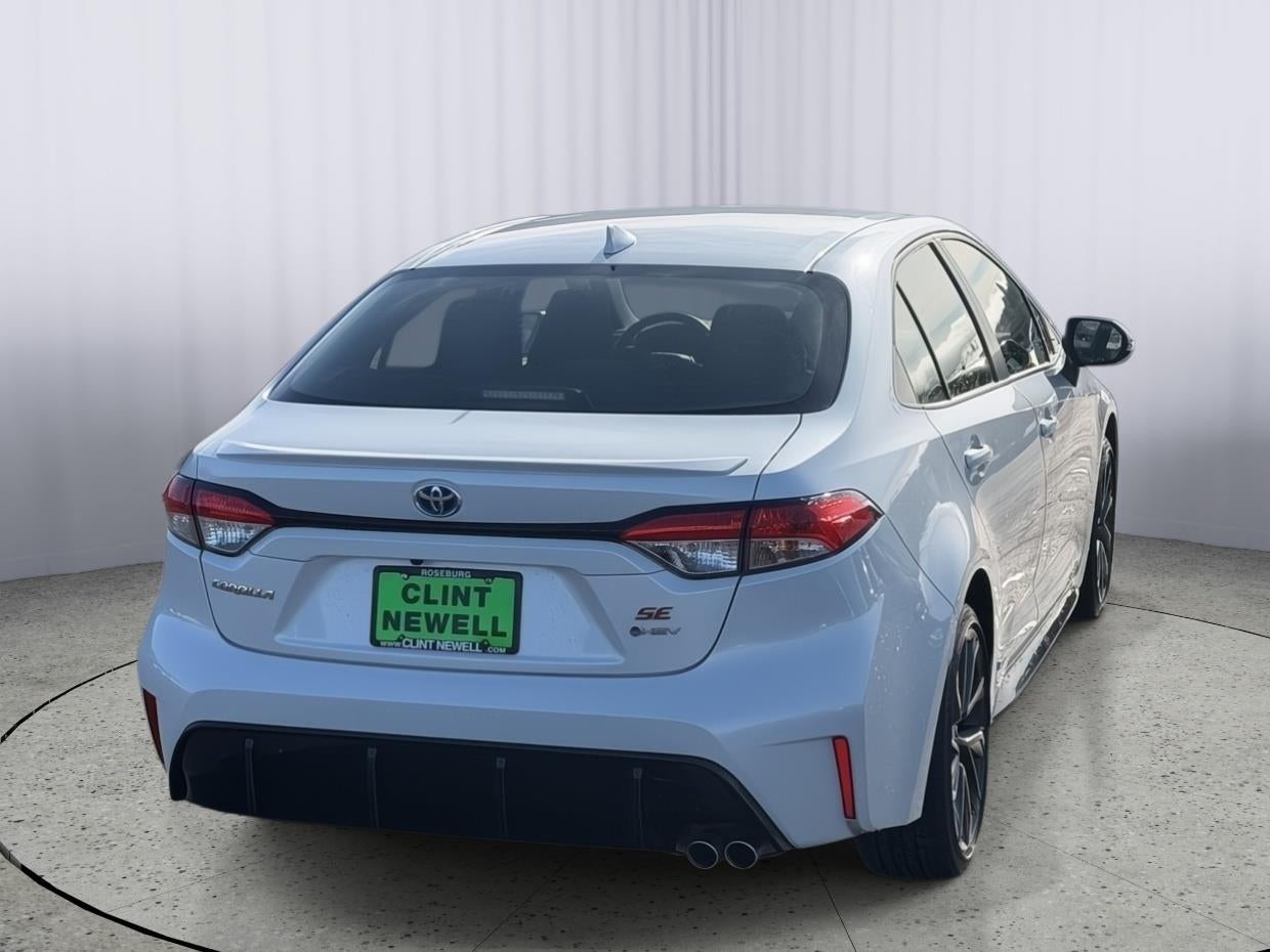 2025 Toyota Corolla Hybrid LE