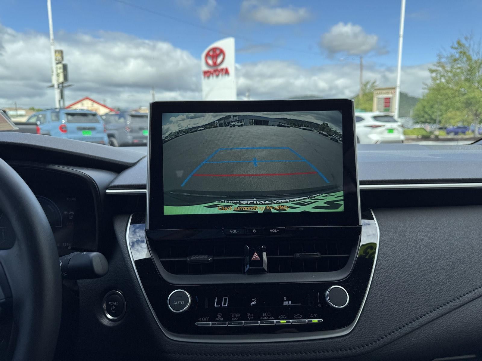 2025 Toyota Corolla Hybrid LE