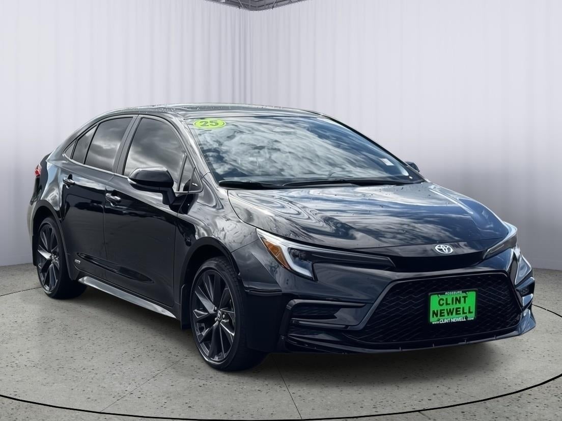 2025 Toyota Corolla Hybrid LE