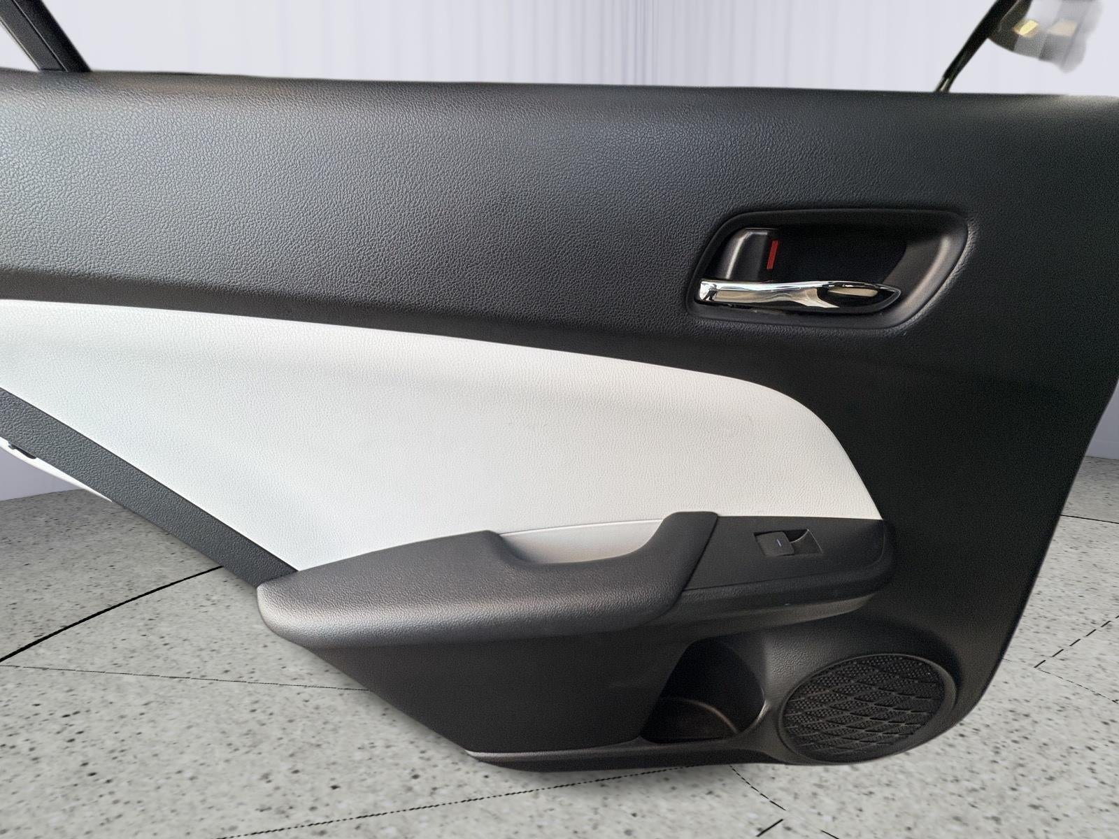 2022 Toyota Prius LE