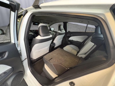 2022 Toyota Prius LE