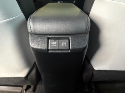 2022 Toyota Prius LE