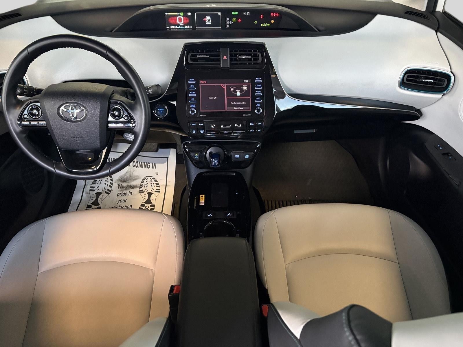 2022 Toyota Prius LE