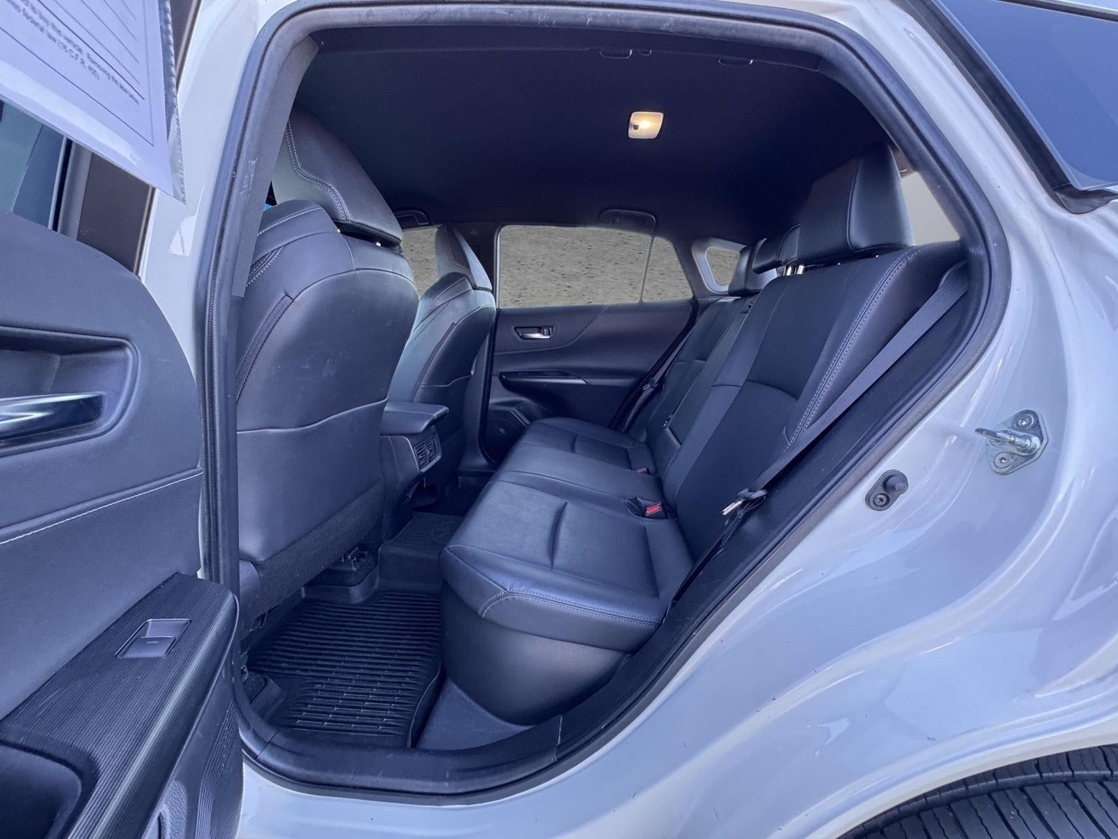 2022 Toyota Venza LE