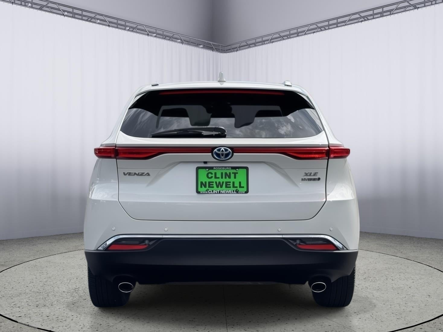 2022 Toyota Venza LE