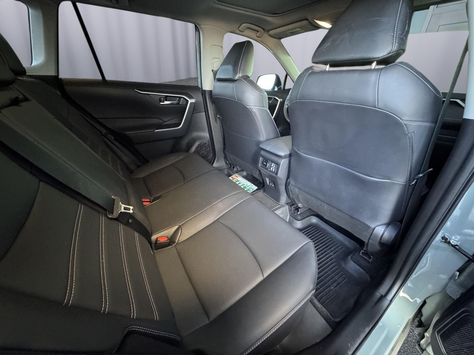 2022 Toyota RAV4 XLE Premium