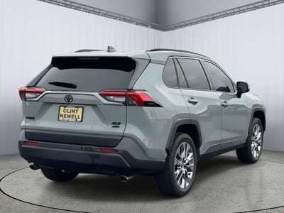 2022 Toyota RAV4 XLE Premium