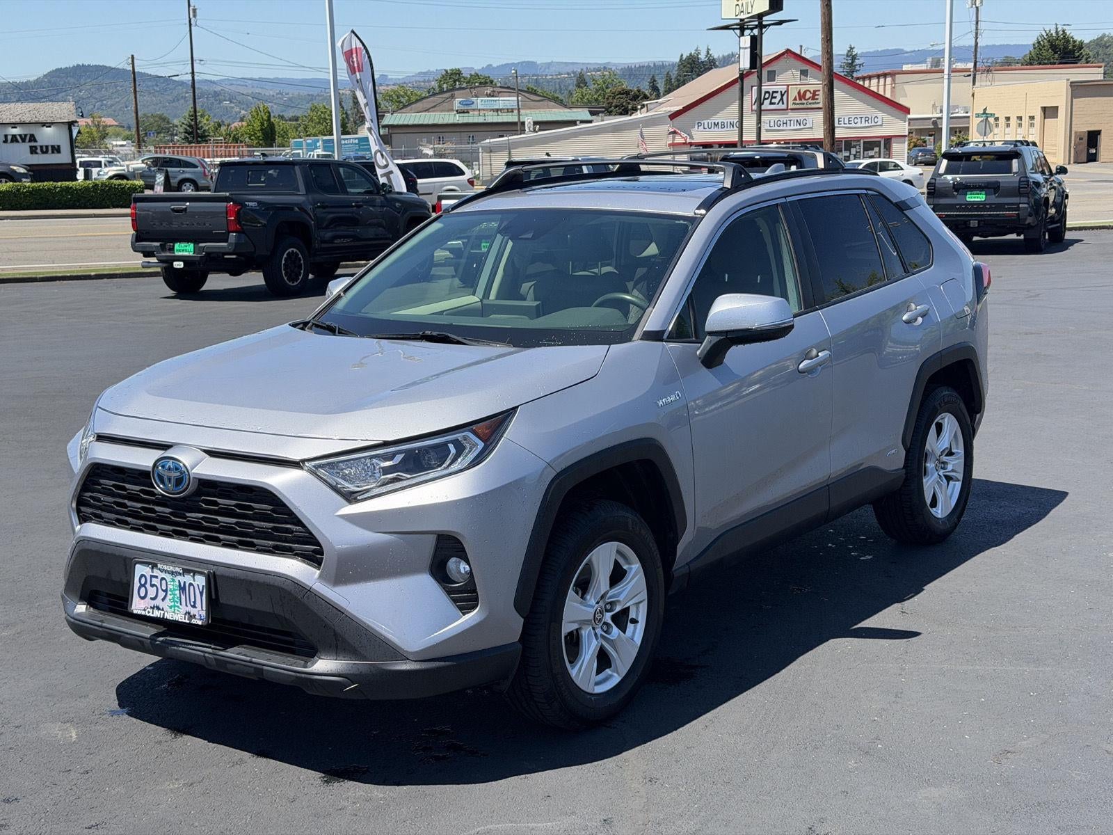 2021 Toyota RAV4 Hybrid XLE