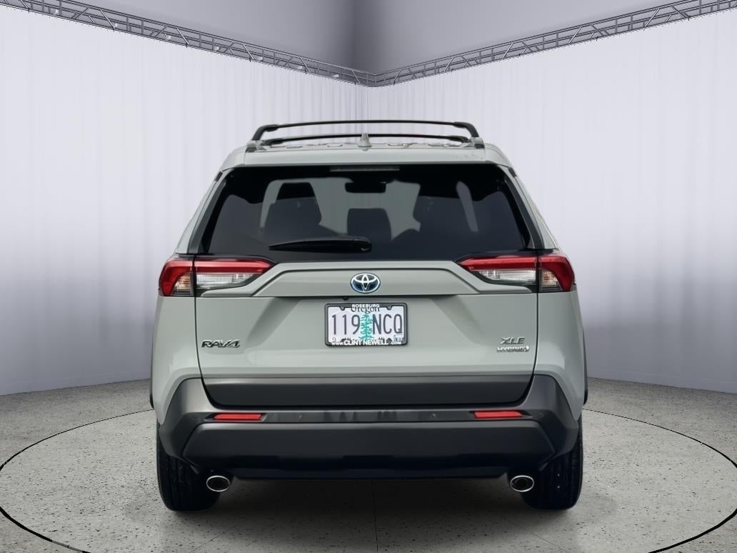 2019 Toyota RAV4 Hybrid XLE