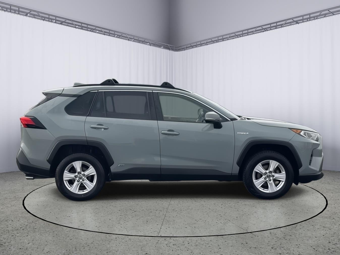 2019 Toyota RAV4 Hybrid XLE