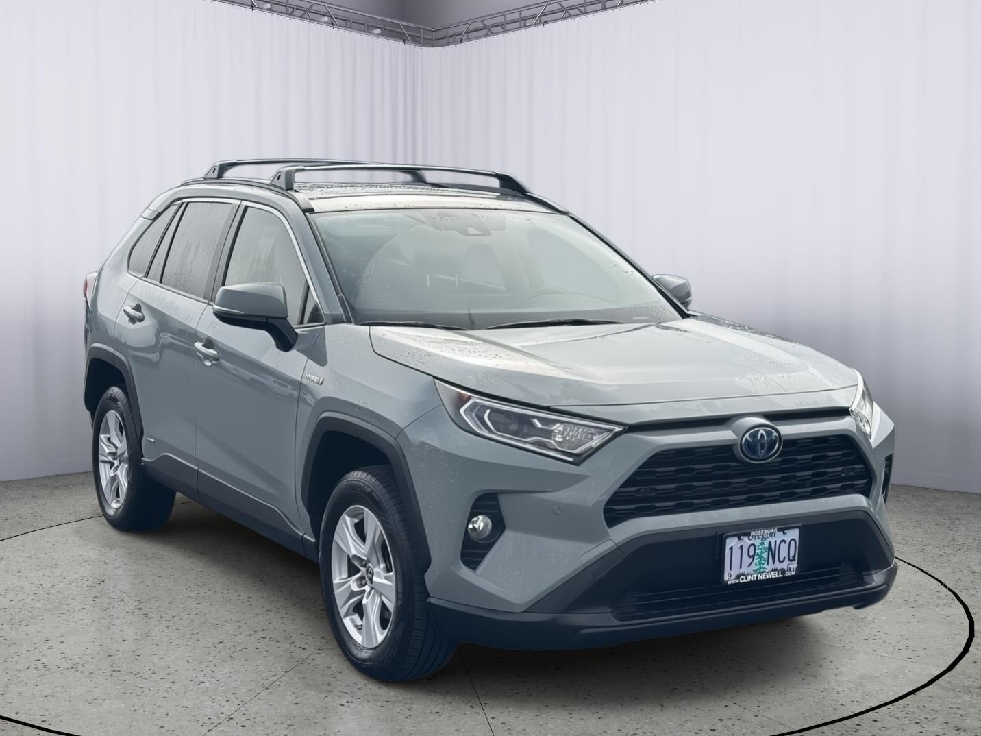 2019 Toyota RAV4 Hybrid XLE