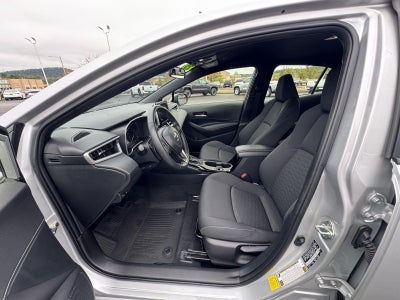 2025 Toyota Corolla Hatchback SE